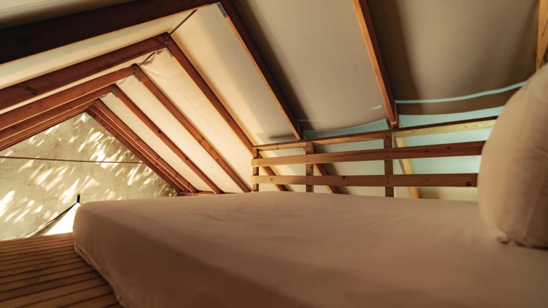 Teva Glamping & Retreat Hotel Rionegro Luxury tent